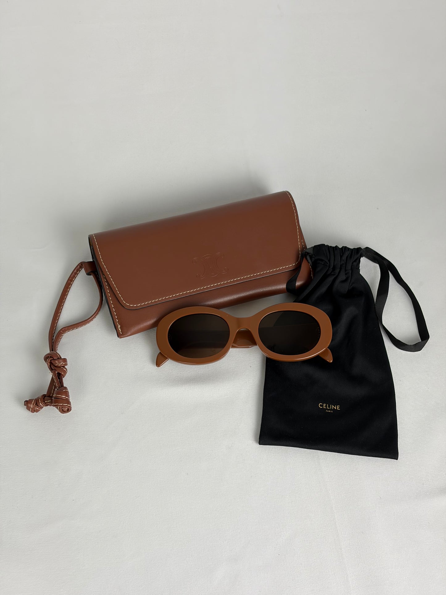 CELINE Triomphe CL40194U Oval Acetate Sunglasses - Brown