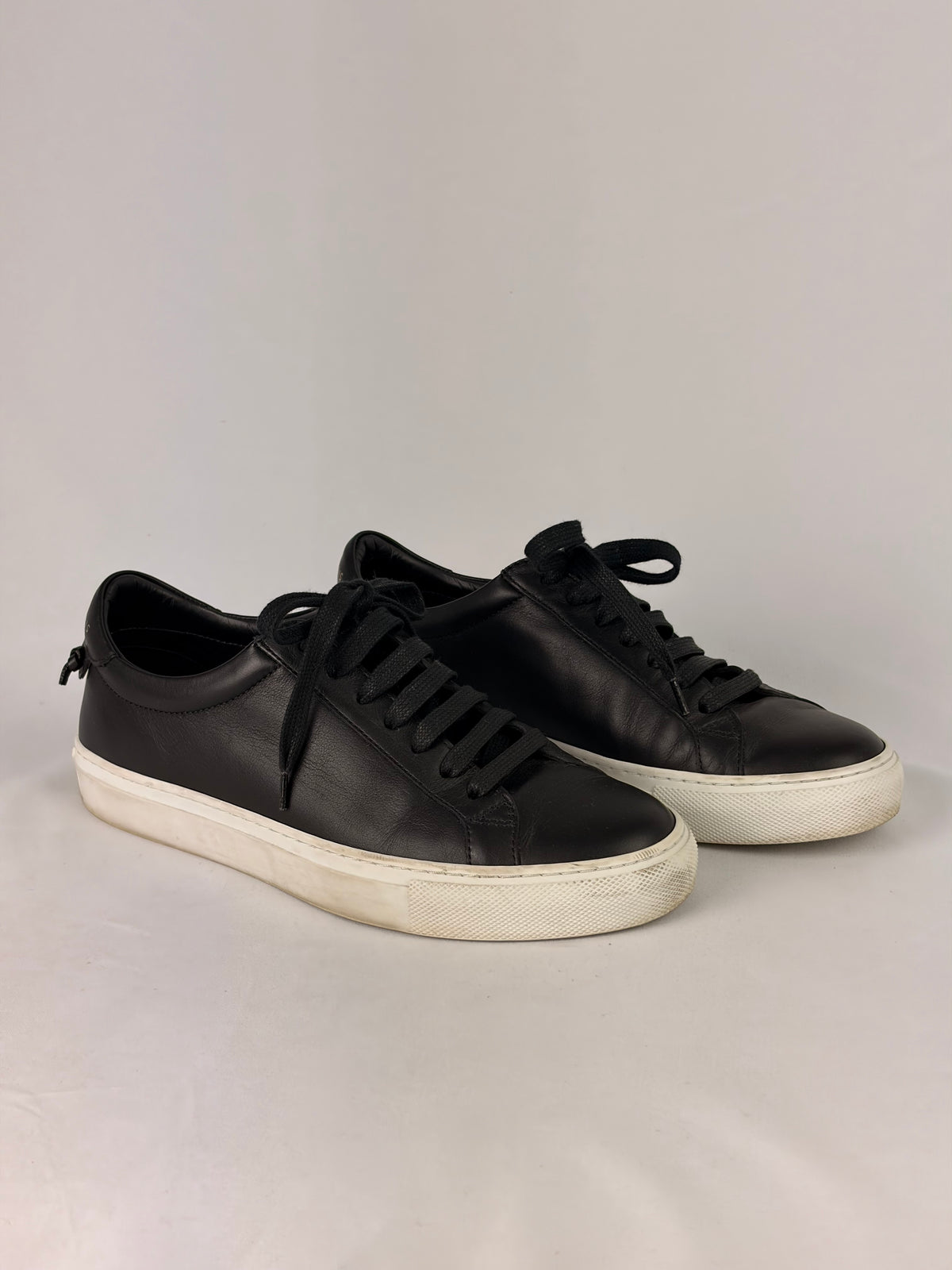 Givenchy Urban Street Leather Sneakers Black White - 4 UK