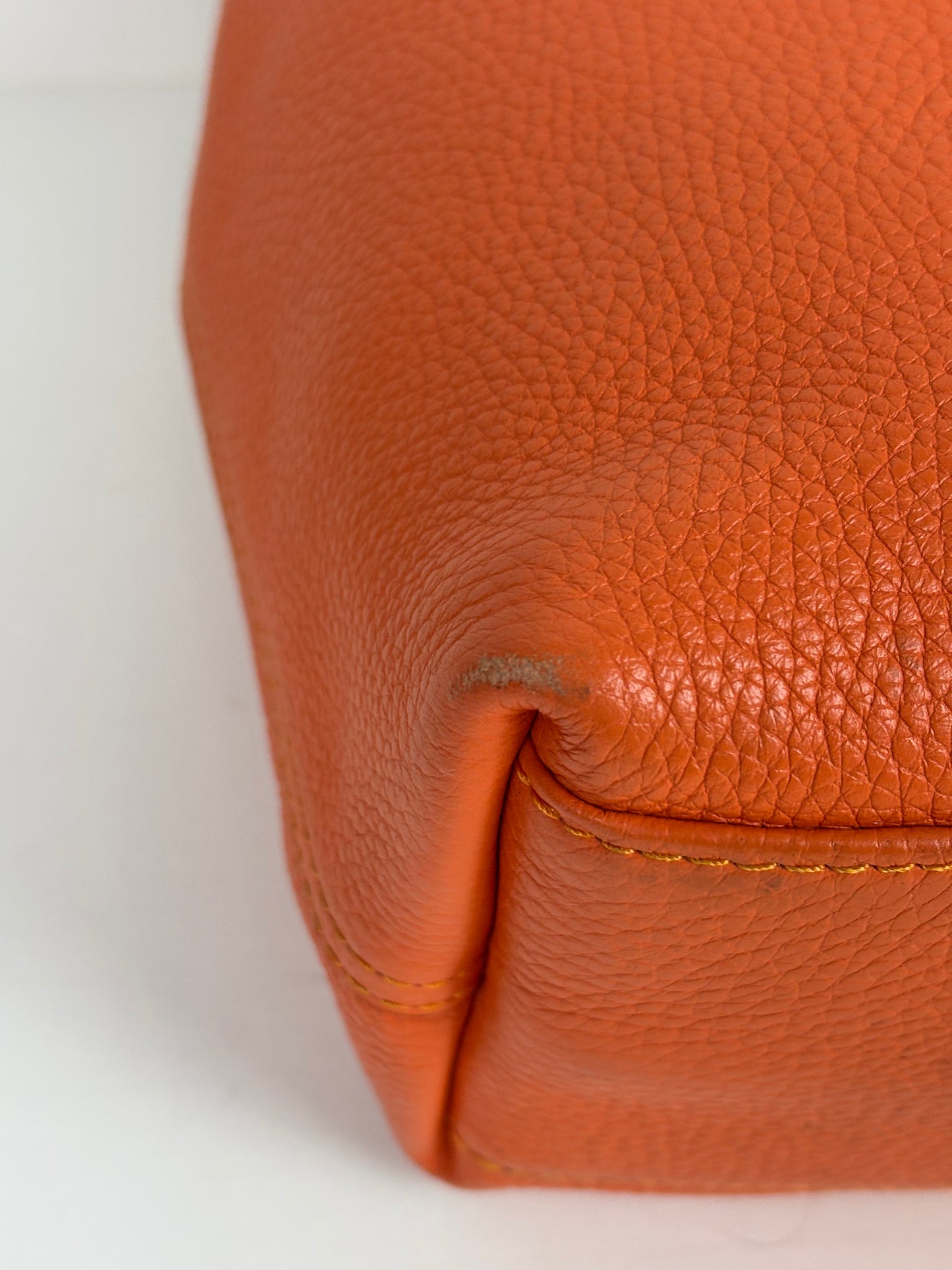 Longchamp Roseau Essential Tote Grained Leather Orange