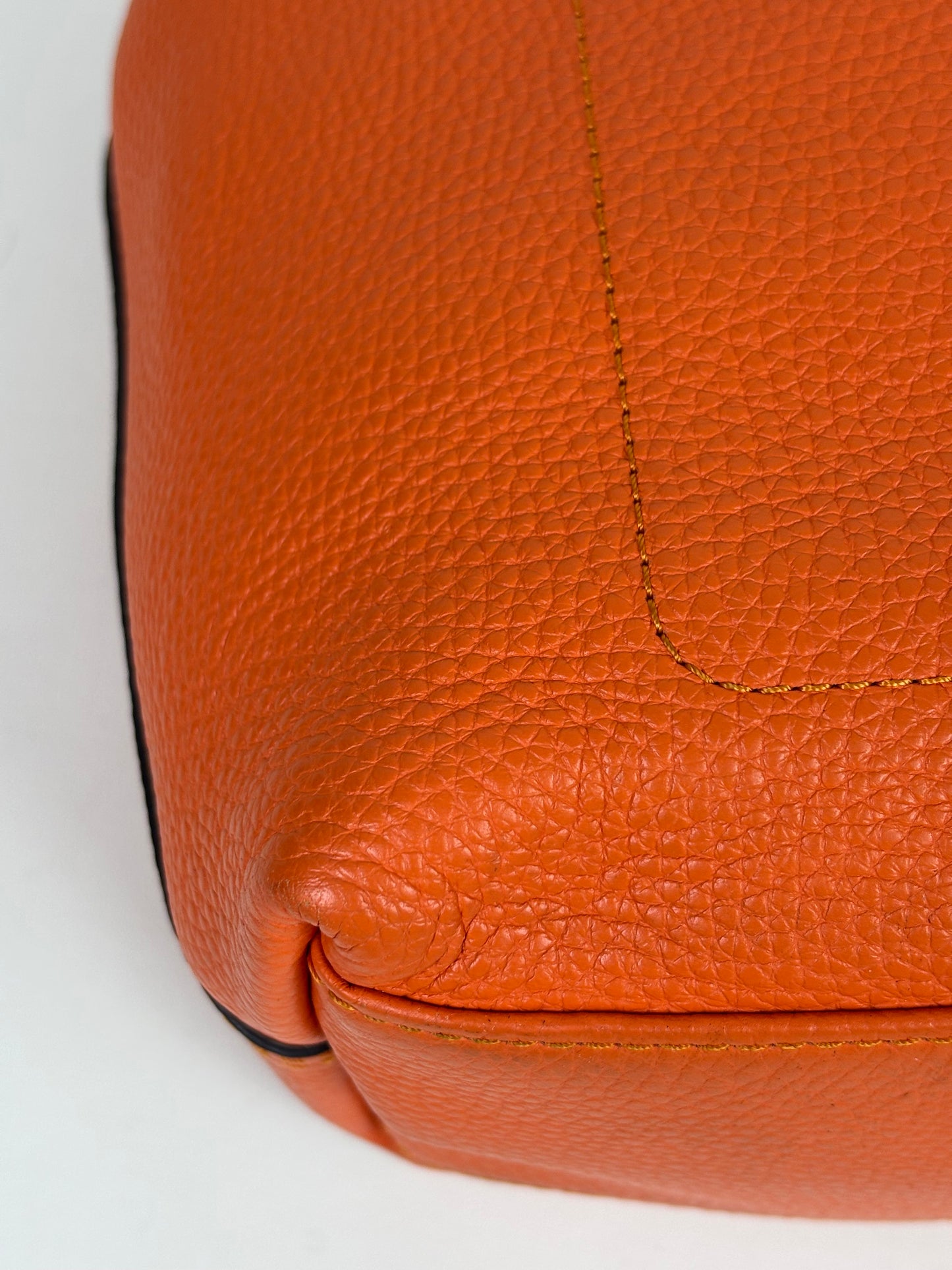 Longchamp Roseau Essential Tote Grained Leather Orange