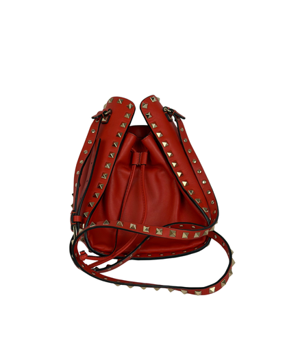 Valentino Garavani Rockstud Small Leather Bucket Bag - orange
