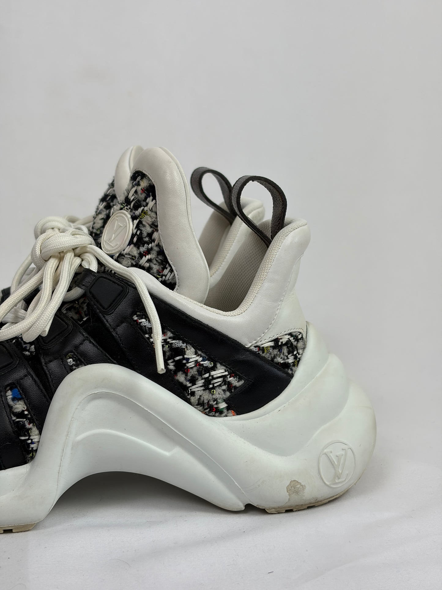 Louis Vuitton LV Archlight sneakers black and
white tweed-like fabric overlay