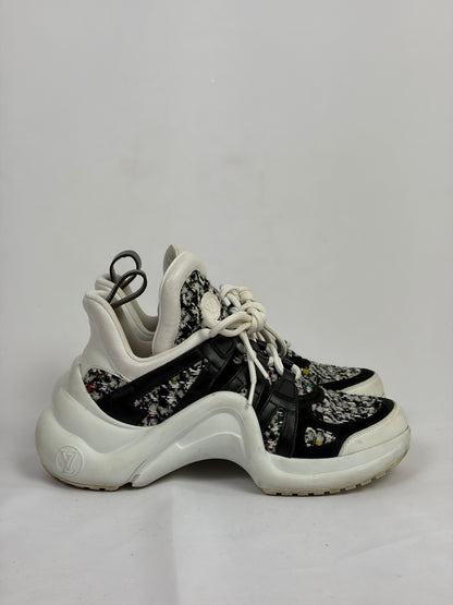 Louis Vuitton LV Archlight sneakers black and
white tweed-like fabric overlay