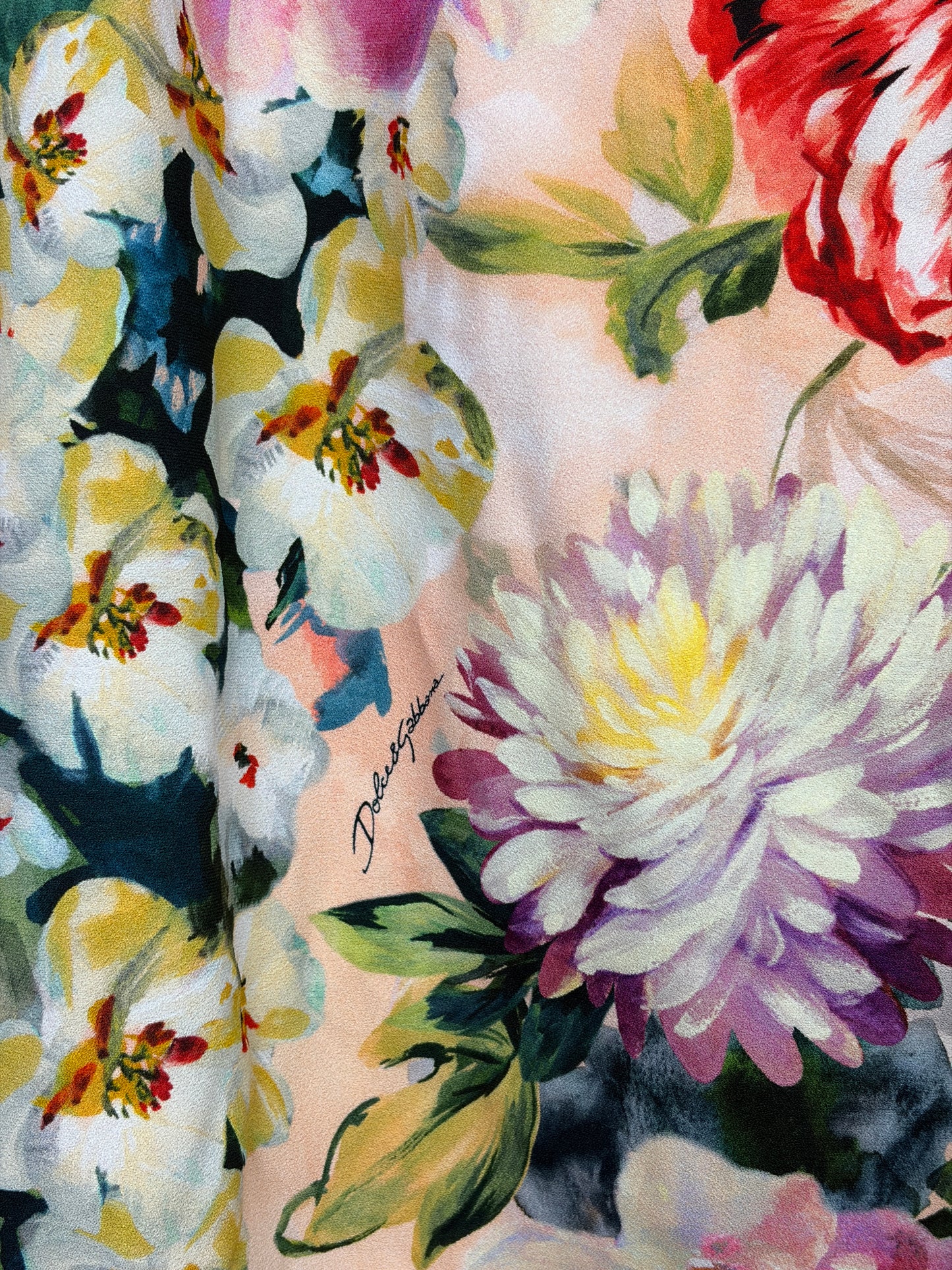 Dolce & Gabbana Silk Floral Print Pencil Skirt - 50 IT