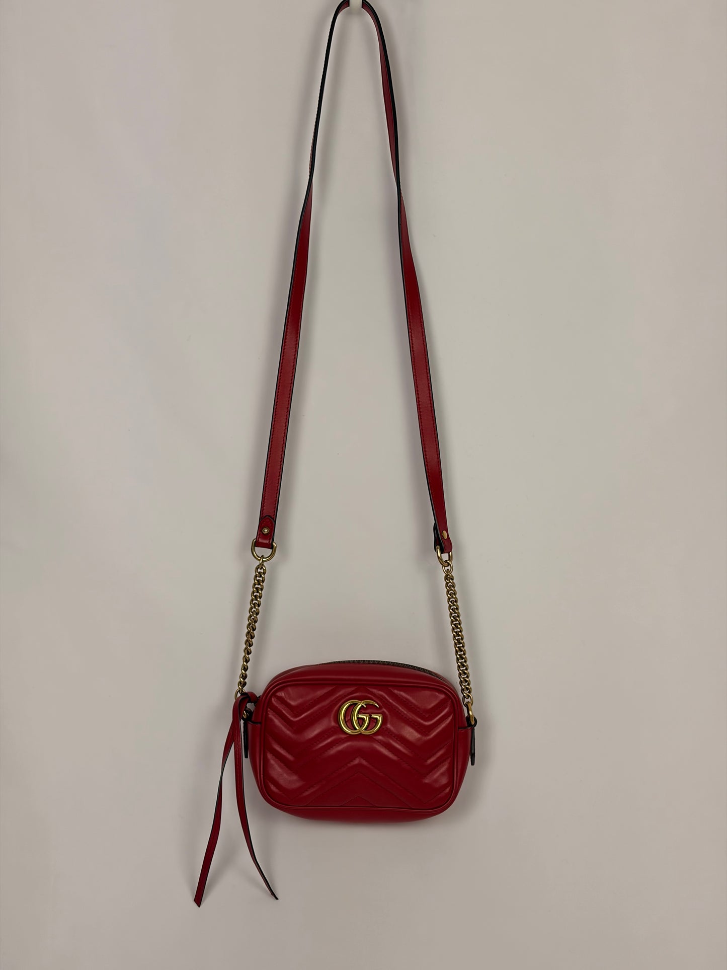 Gucci GG Marmont Small Matelassé Leather Camera Bag - Red