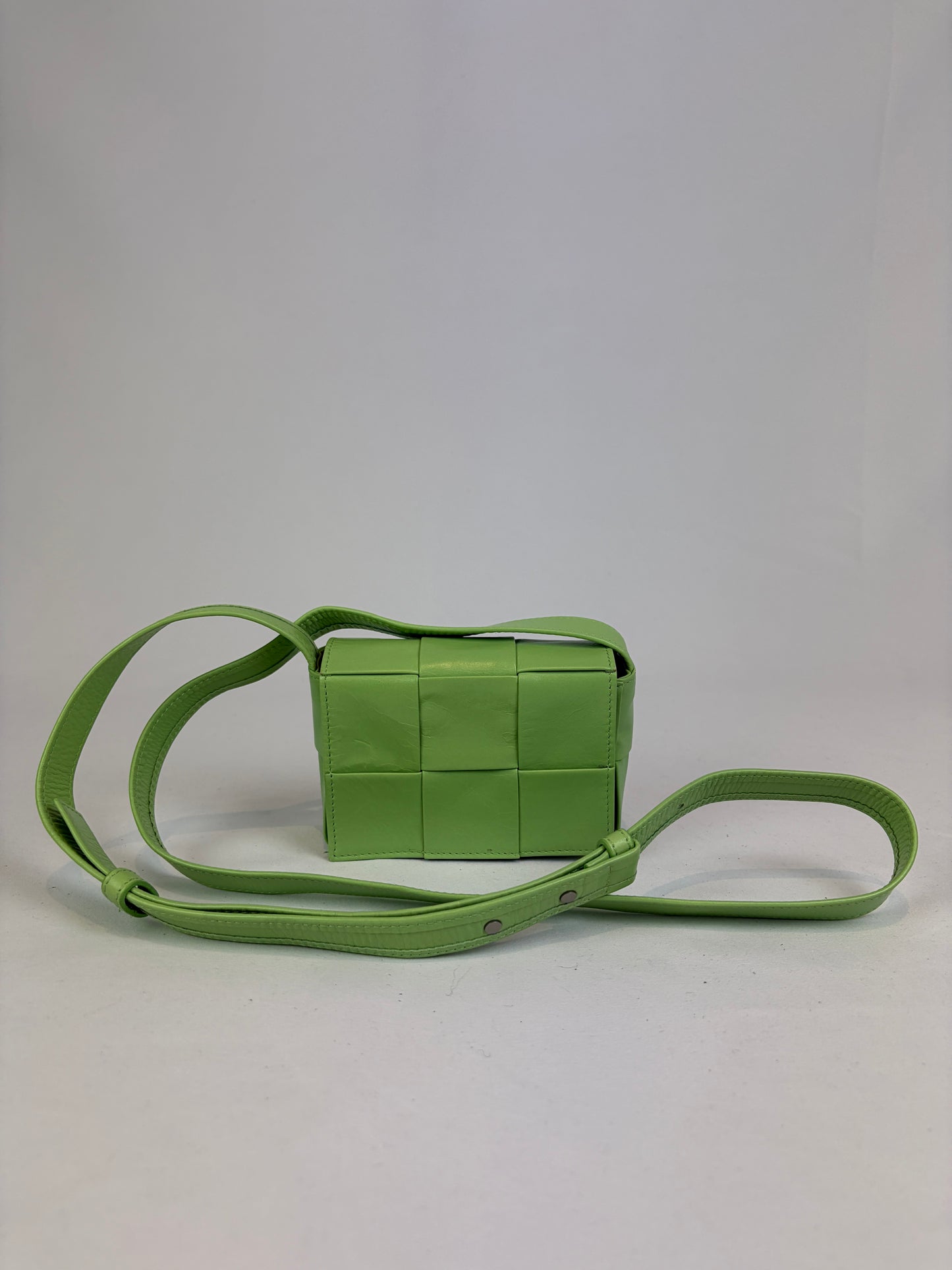 Bottega Veneta Cassette Intrecciato Mini Bag Green