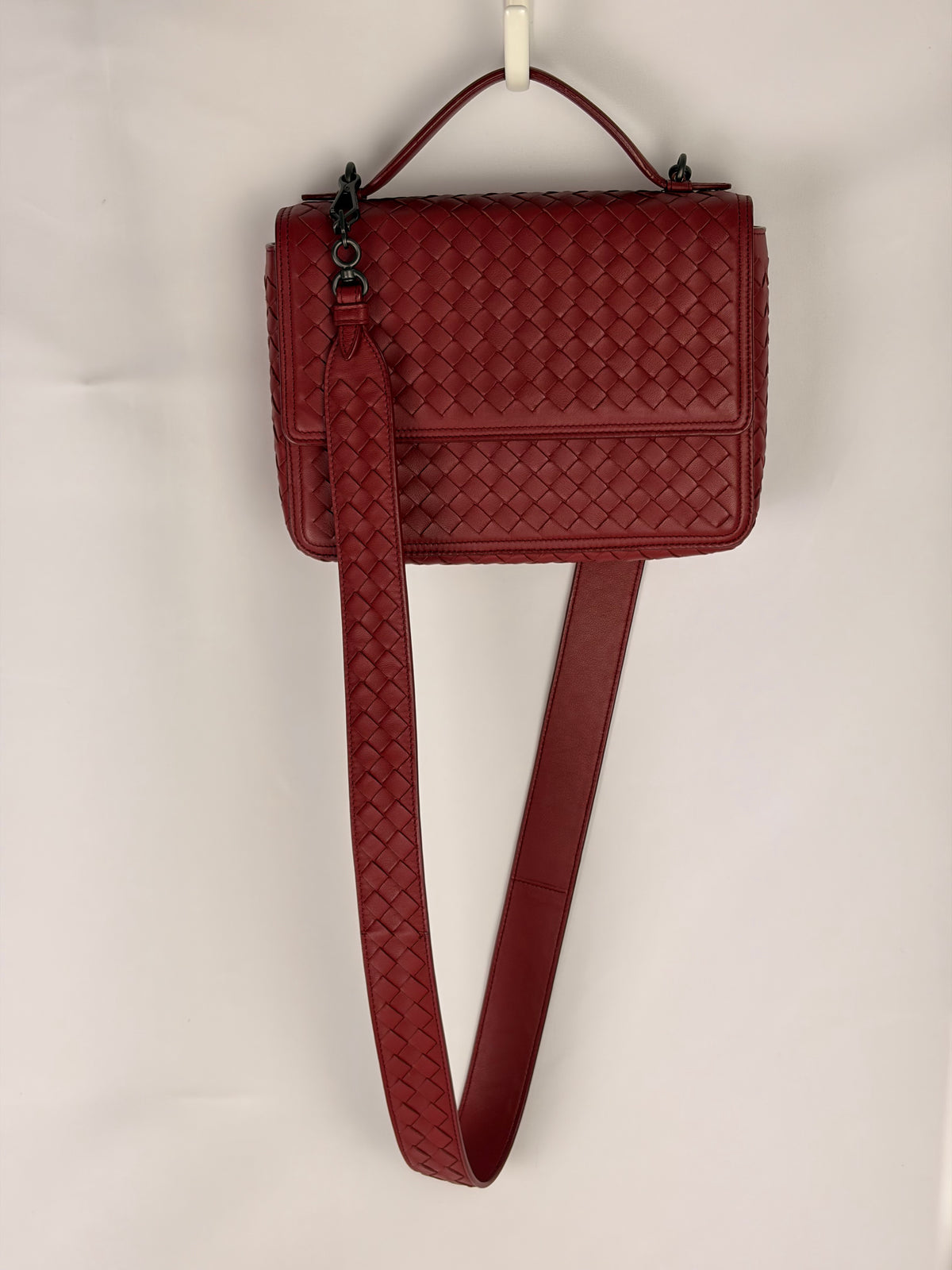 Bottega Veneta Intrecciato Crossbody Bag Burgundy Leather