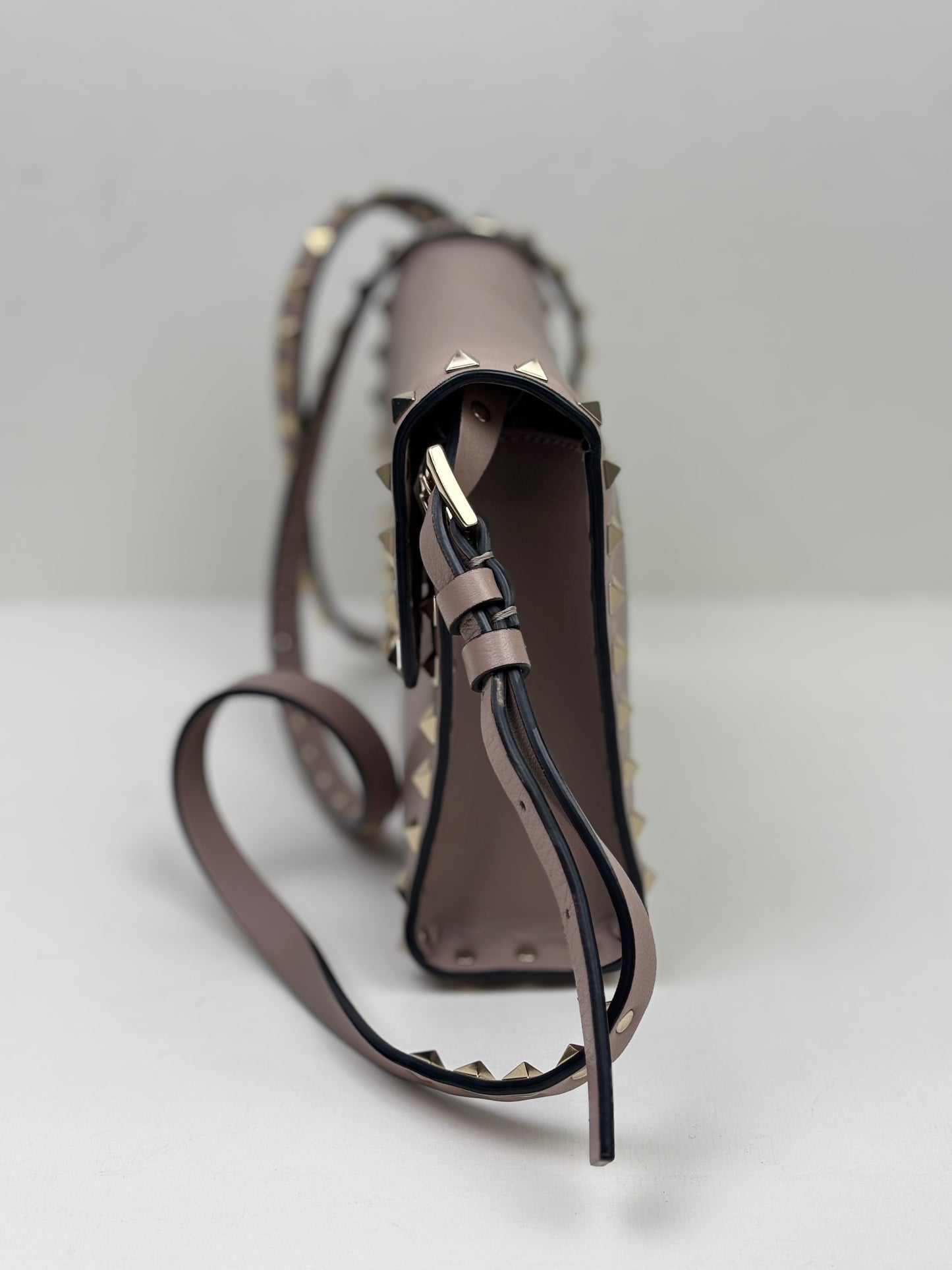 Valentino Garavani Rockstud Medium Crossbody Bag in Poudre Leather