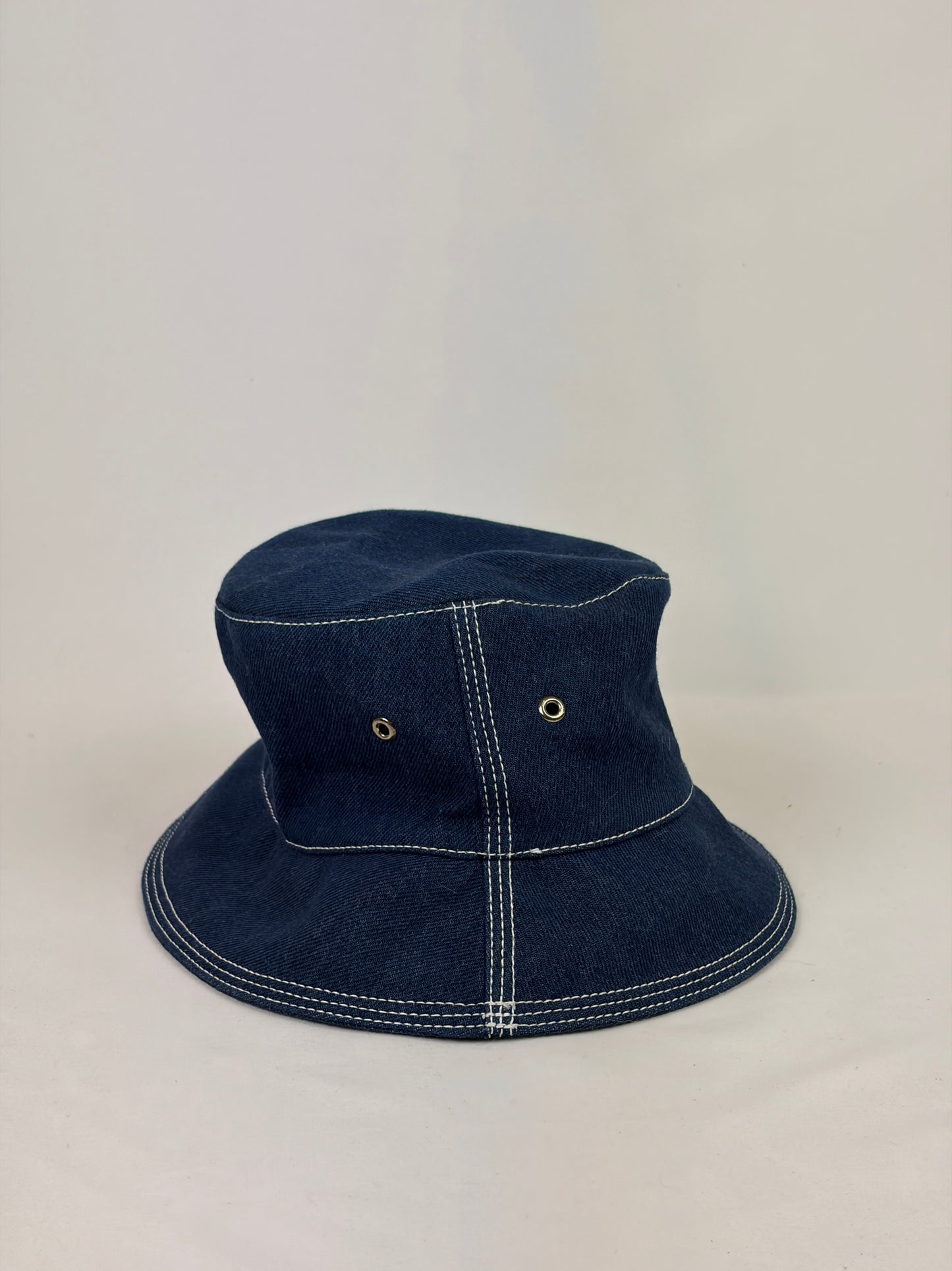 Burberry Indigo Denim Circle Logo Appliqué Bucket Hat - Size S