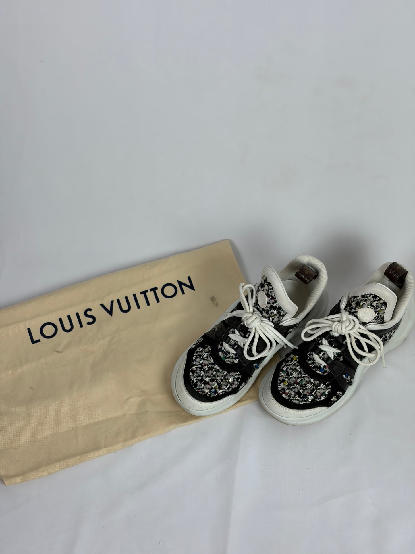 Louis Vuitton LV Archlight sneakers black and
white tweed-like fabric overlay