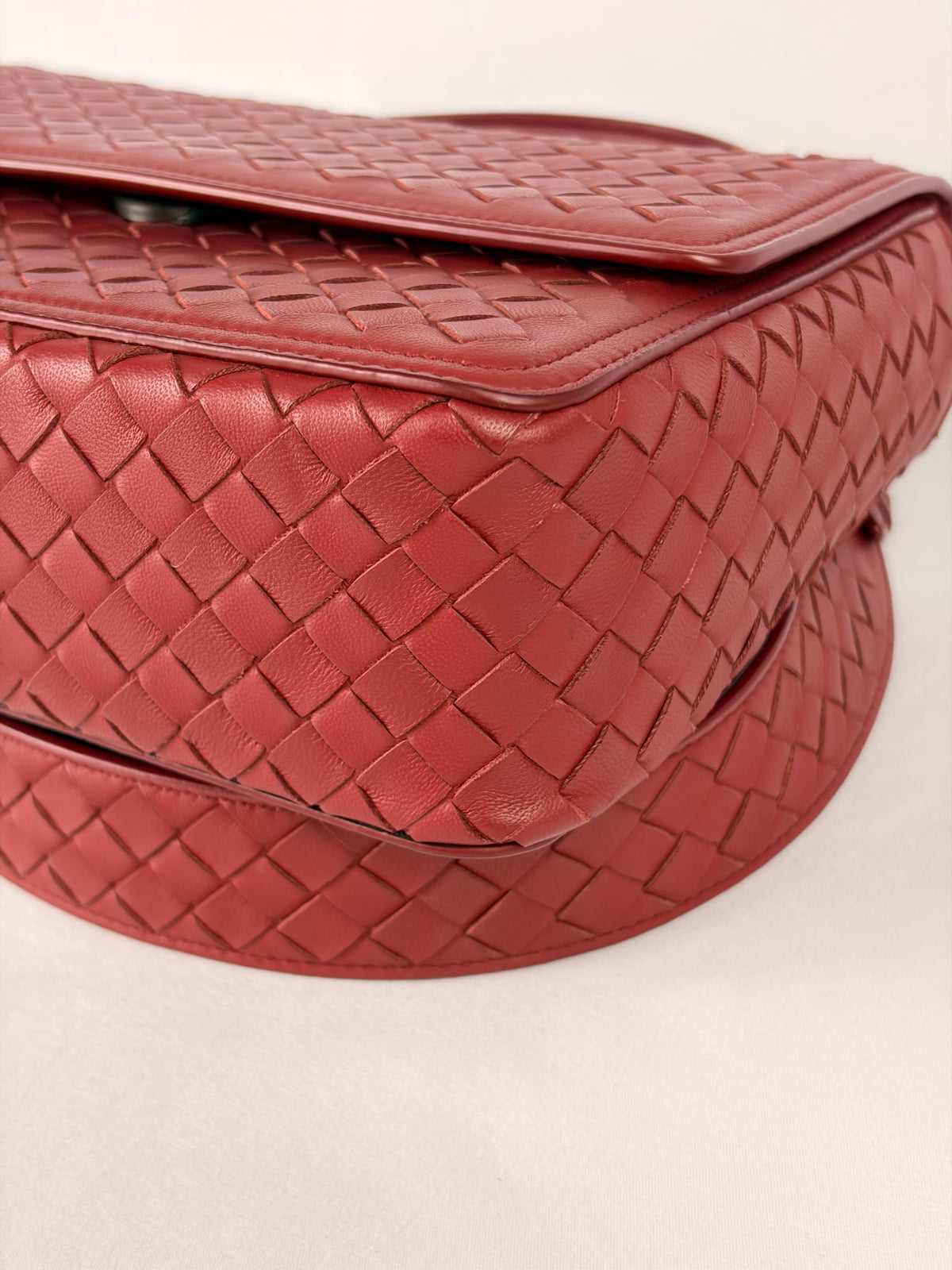 Bottega Veneta Intrecciato Crossbody Bag Burgundy Leather