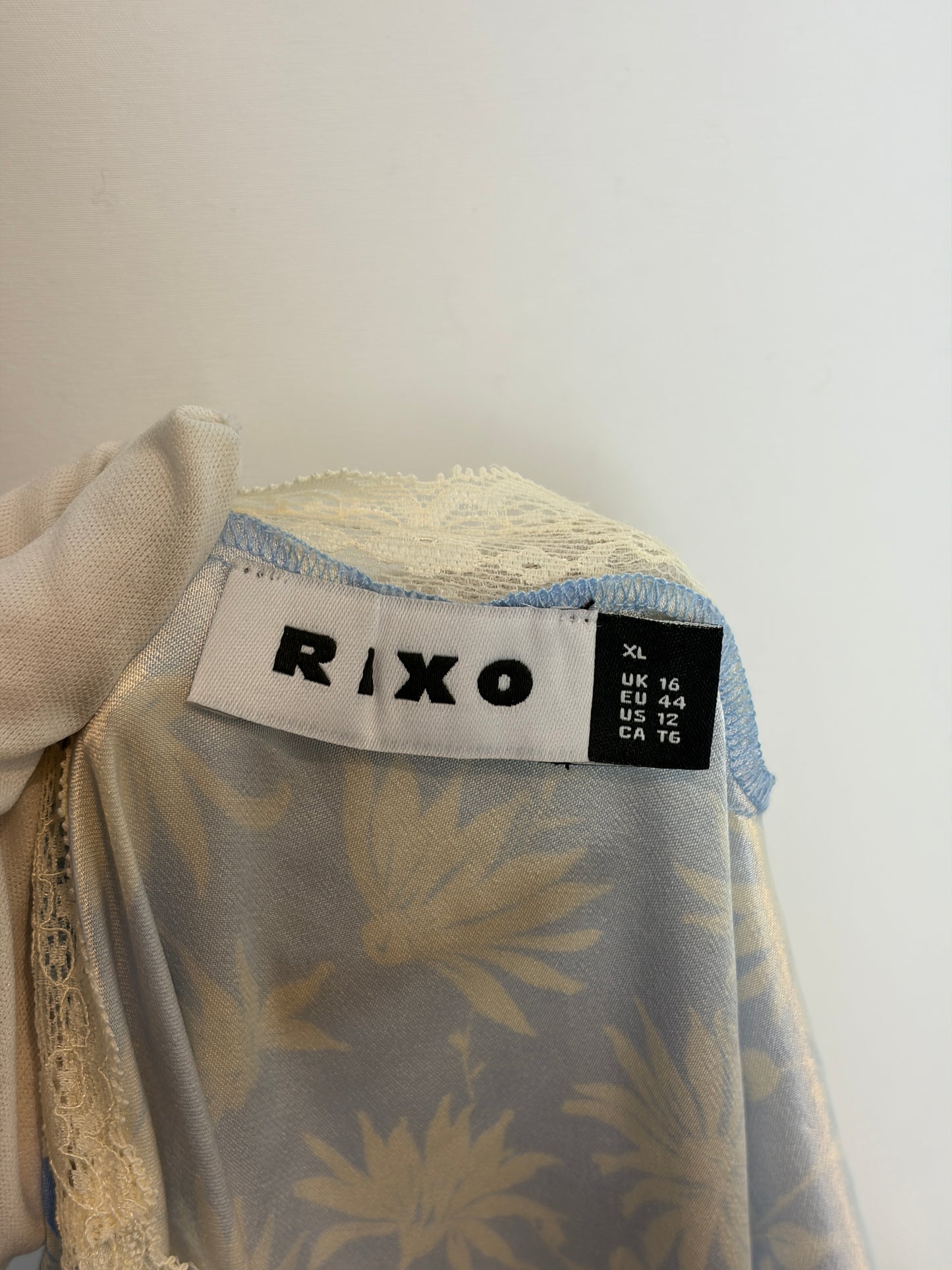 RIXO Blue Daisy Print Lace Trim Maxi Dress — XL / UK 16