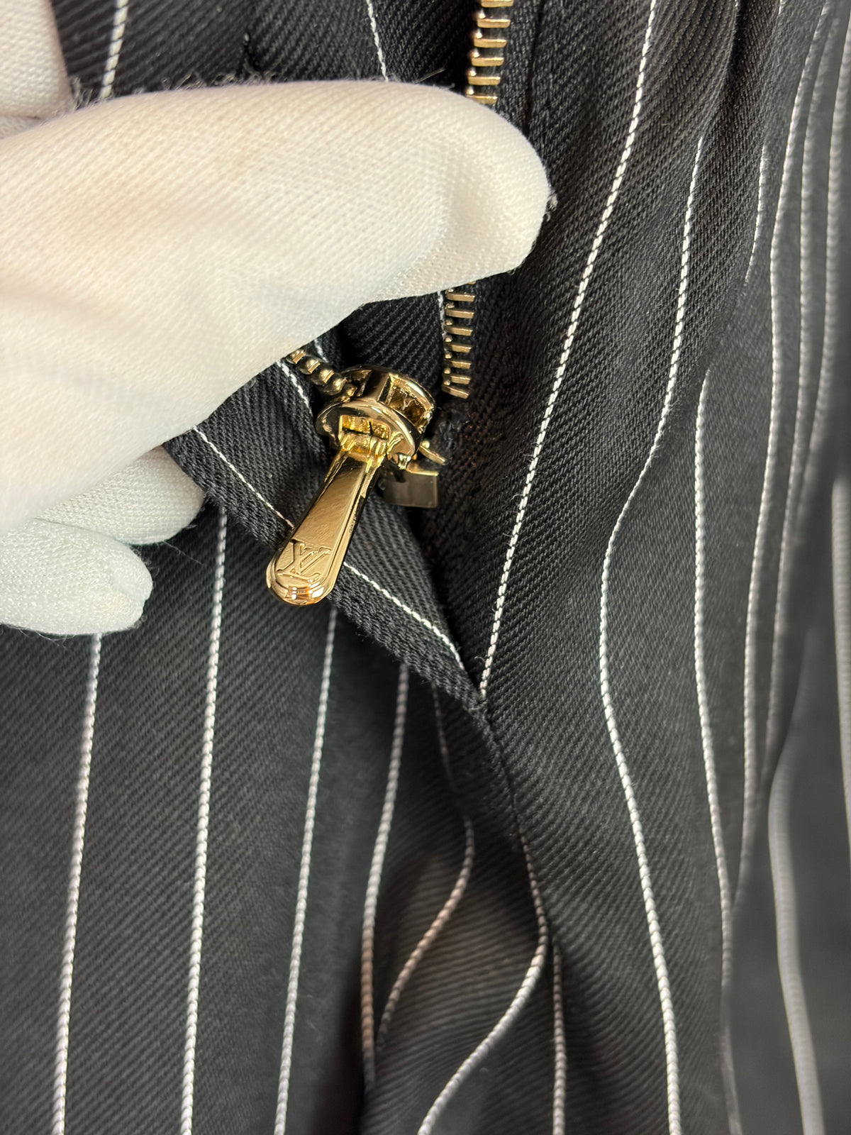 Louis Vuitton Silk & Cotton Pinstripe Trousers (with tags) - 34 IT