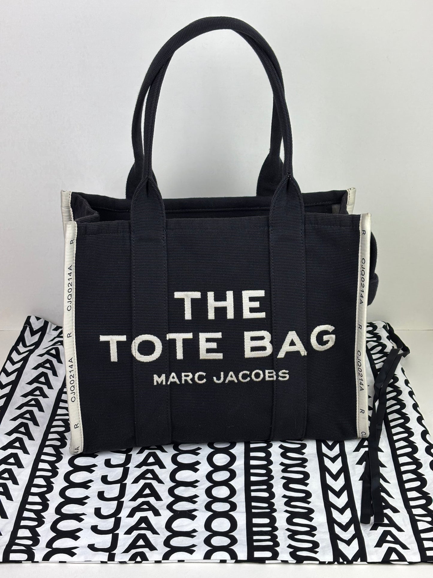 Marc Jacobs The Tote Bag Medium Canvas Black