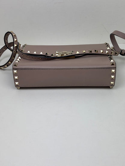 Valentino Garavani Rockstud Medium Crossbody Bag in Poudre Leather