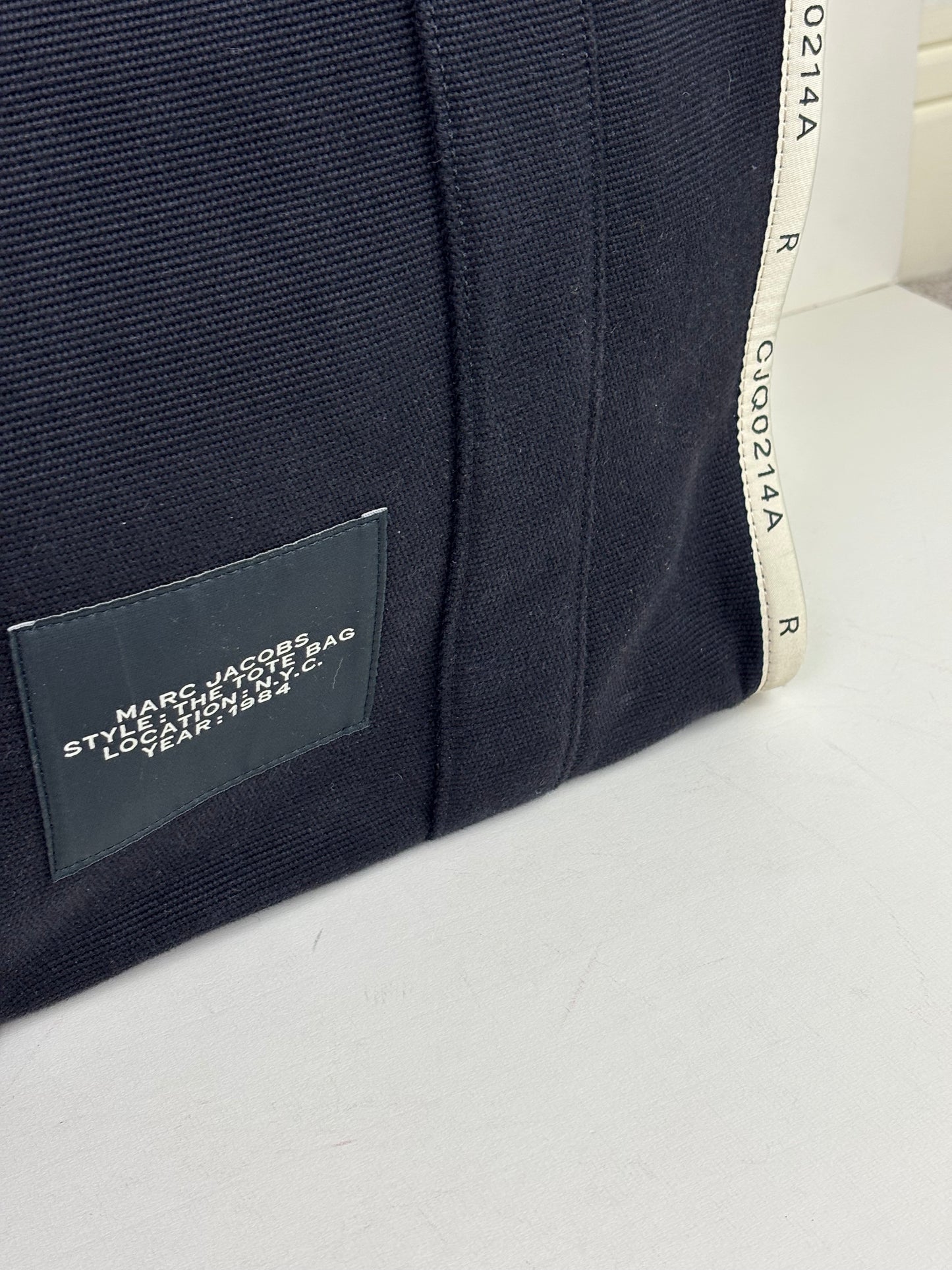 Marc Jacobs The Tote Bag Medium Canvas Black