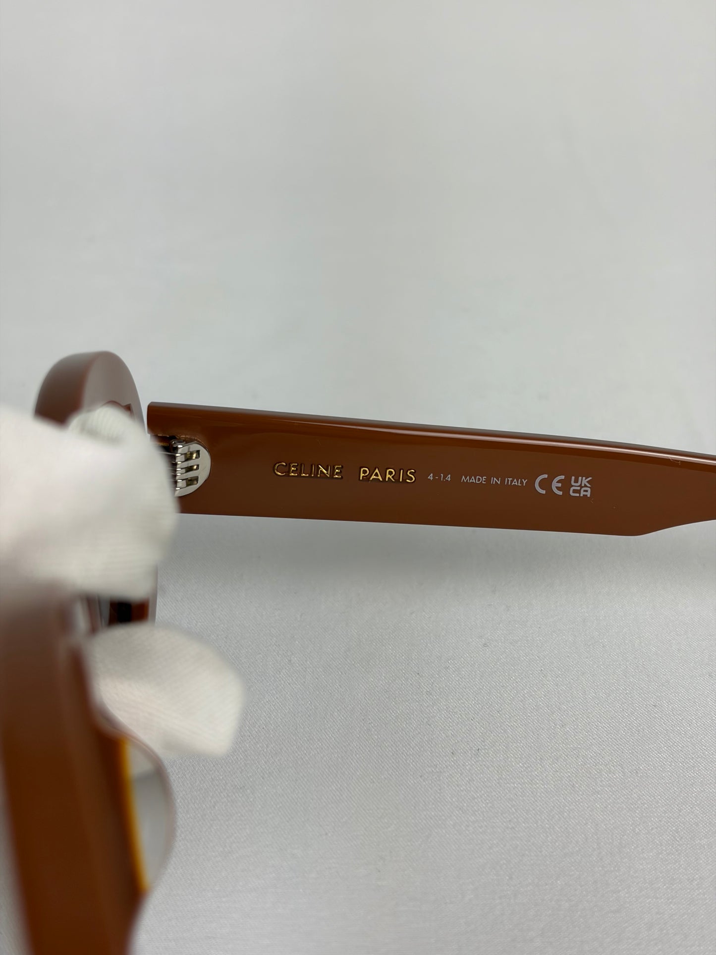 CELINE Triomphe CL40194U Oval Acetate Sunglasses - Brown