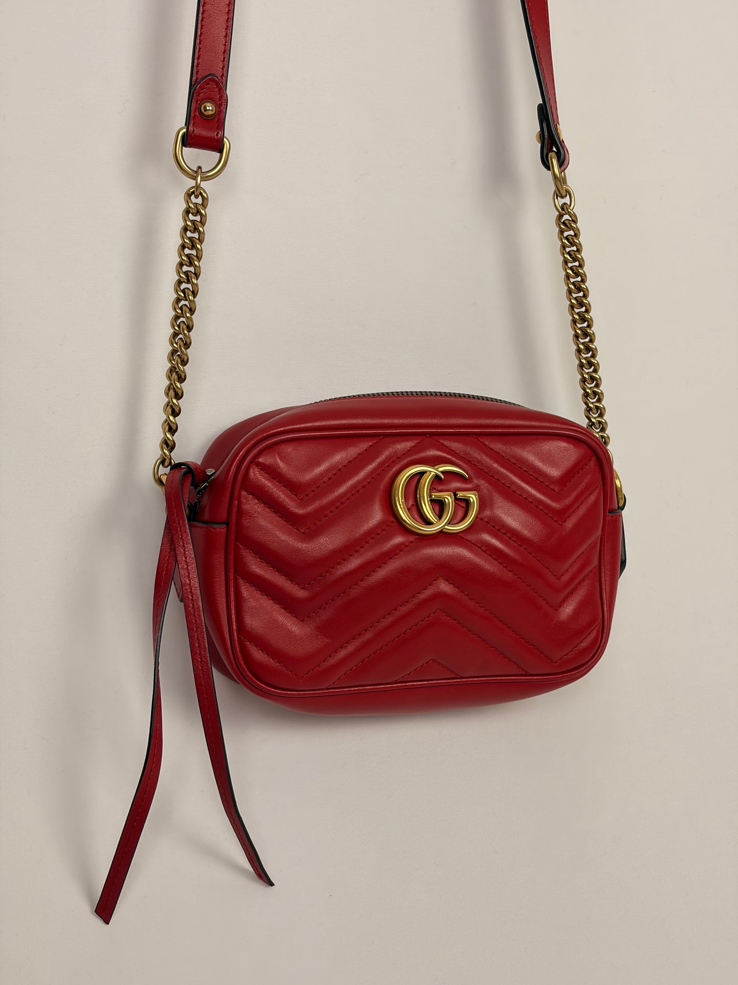 Gucci GG Marmont Small Matelassé Leather Camera Bag - Red