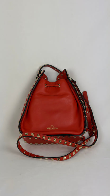 Valentino Garavani Rockstud Small Leather Bucket Bag - orange