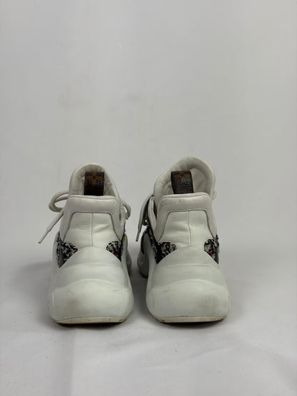 Louis Vuitton LV Archlight sneakers black and
white tweed-like fabric overlay