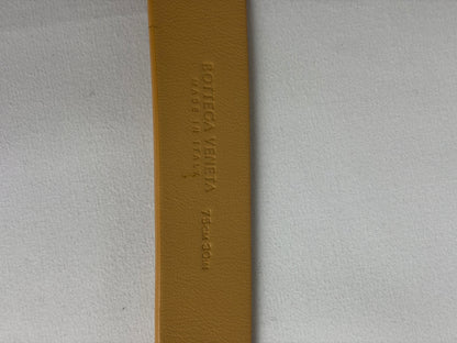 Bottega Veneta Triangle‑Buckle Leather Belt in Nude – Size 75