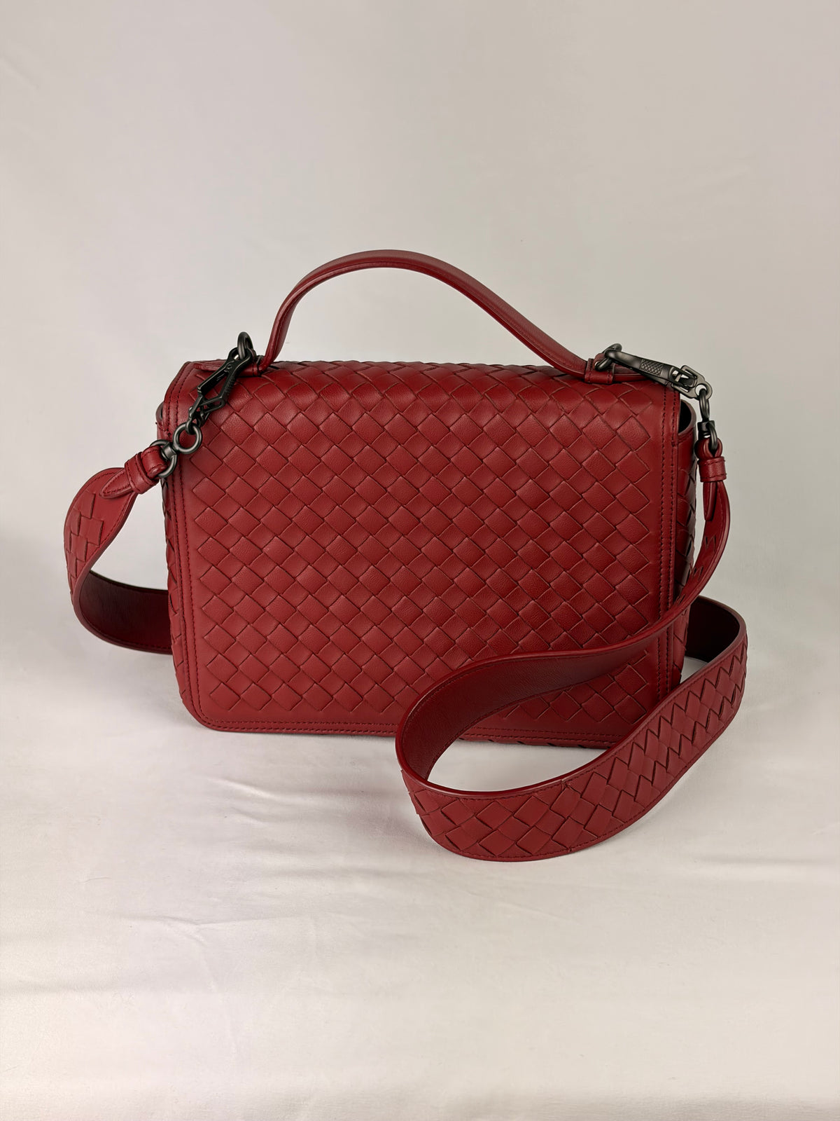 Bottega Veneta Intrecciato Crossbody Bag Burgundy Leather
