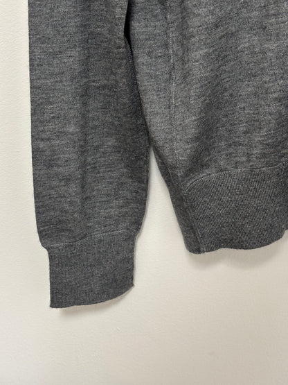 MENSWEAR - Dolce & Gabbana grey v-neck jumper - M