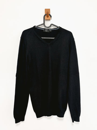 MENSWEAR - BOSS merino wool black jumper - L