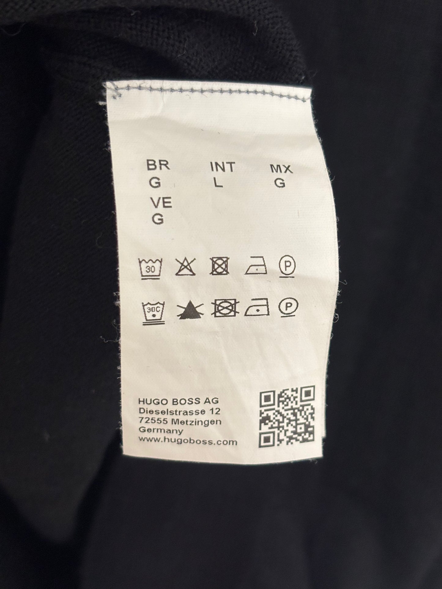MENSWEAR - BOSS merino wool black jumper - L