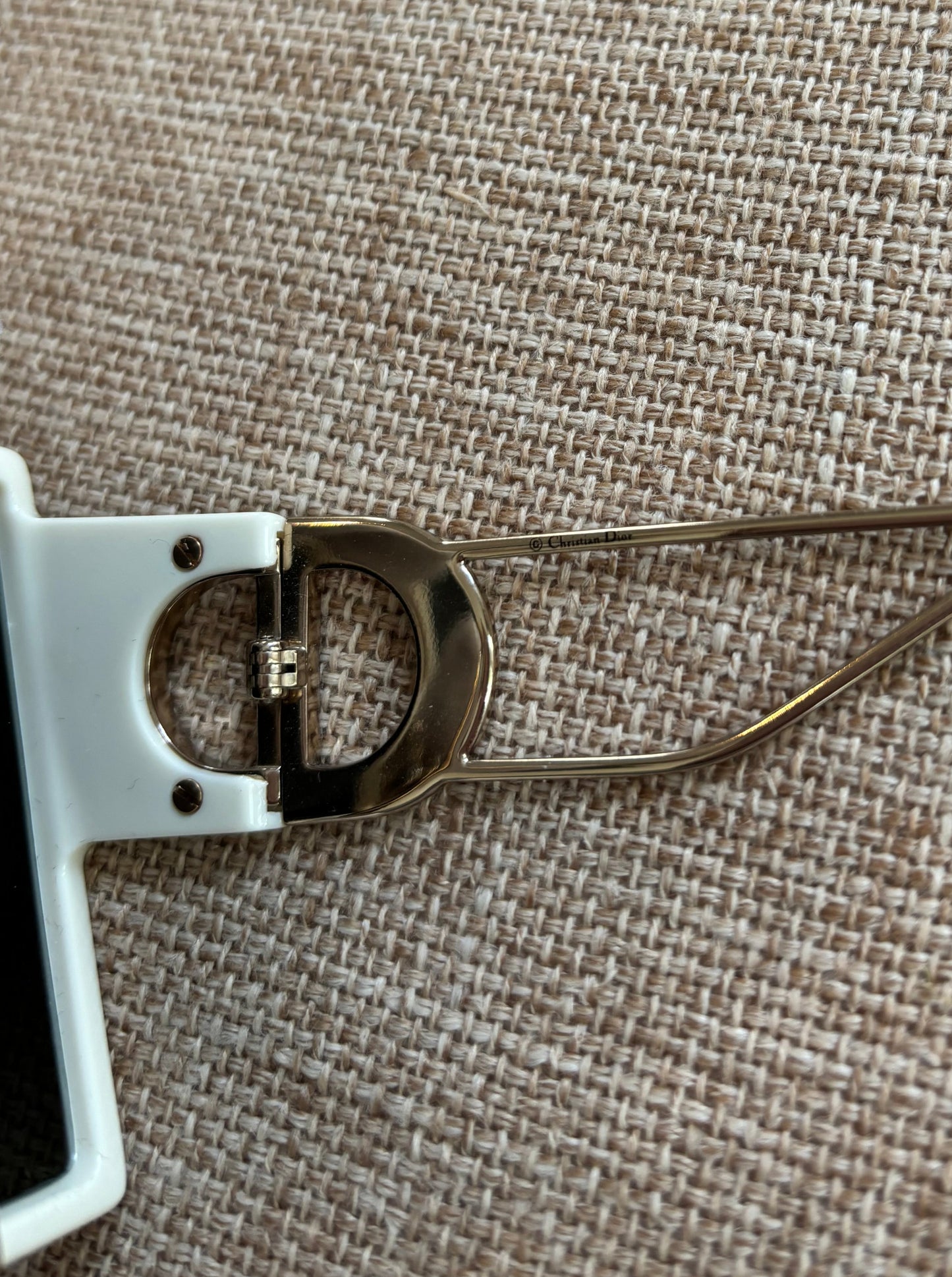 Dior 30 Montaigne sunglasses