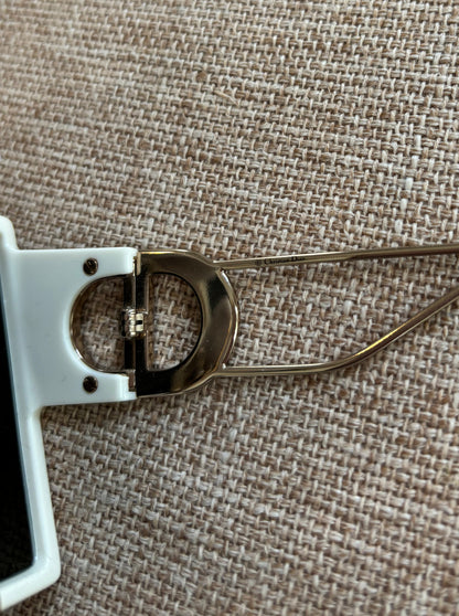 Dior 30 Montaigne sunglasses
