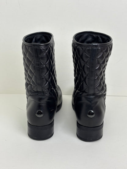 Moncler quilted leather boots - 5 UK