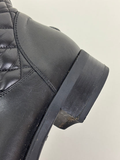 Moncler quilted leather boots - 5 UK
