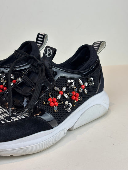 Louis Vuitton black trainers - 5 UK