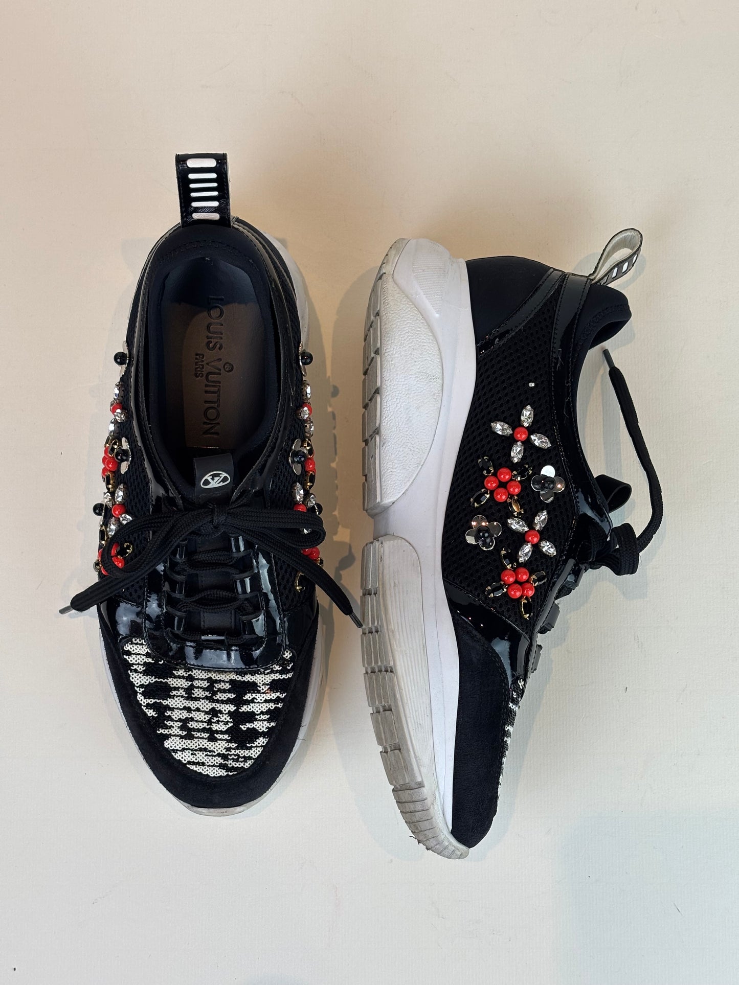 Louis Vuitton black trainers - 5 UK
