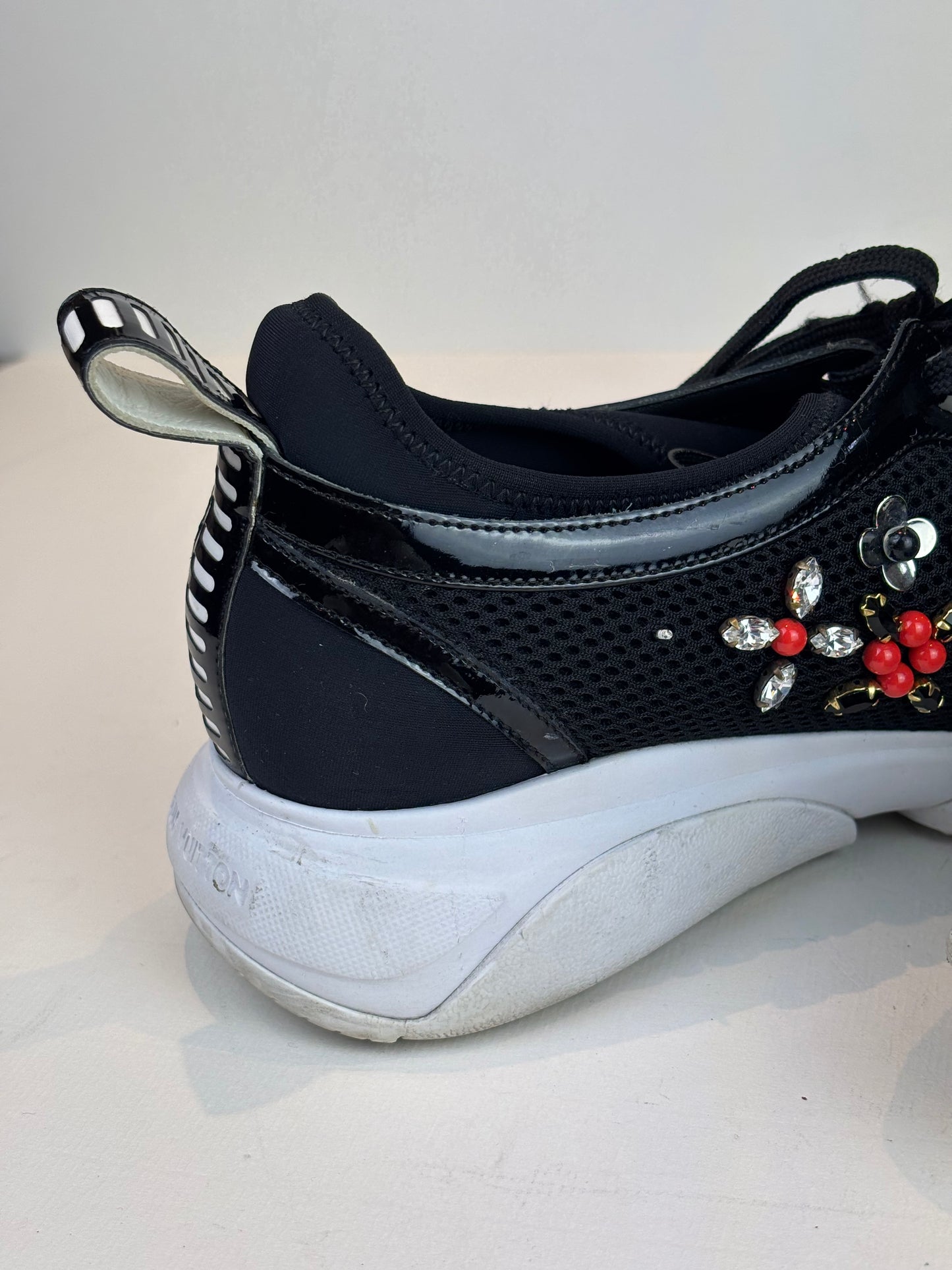 Louis Vuitton black trainers - 5 UK