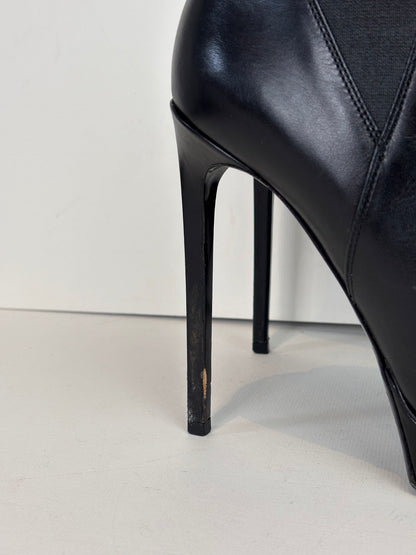 Saint Laurent black ankle boots - 6 UK
