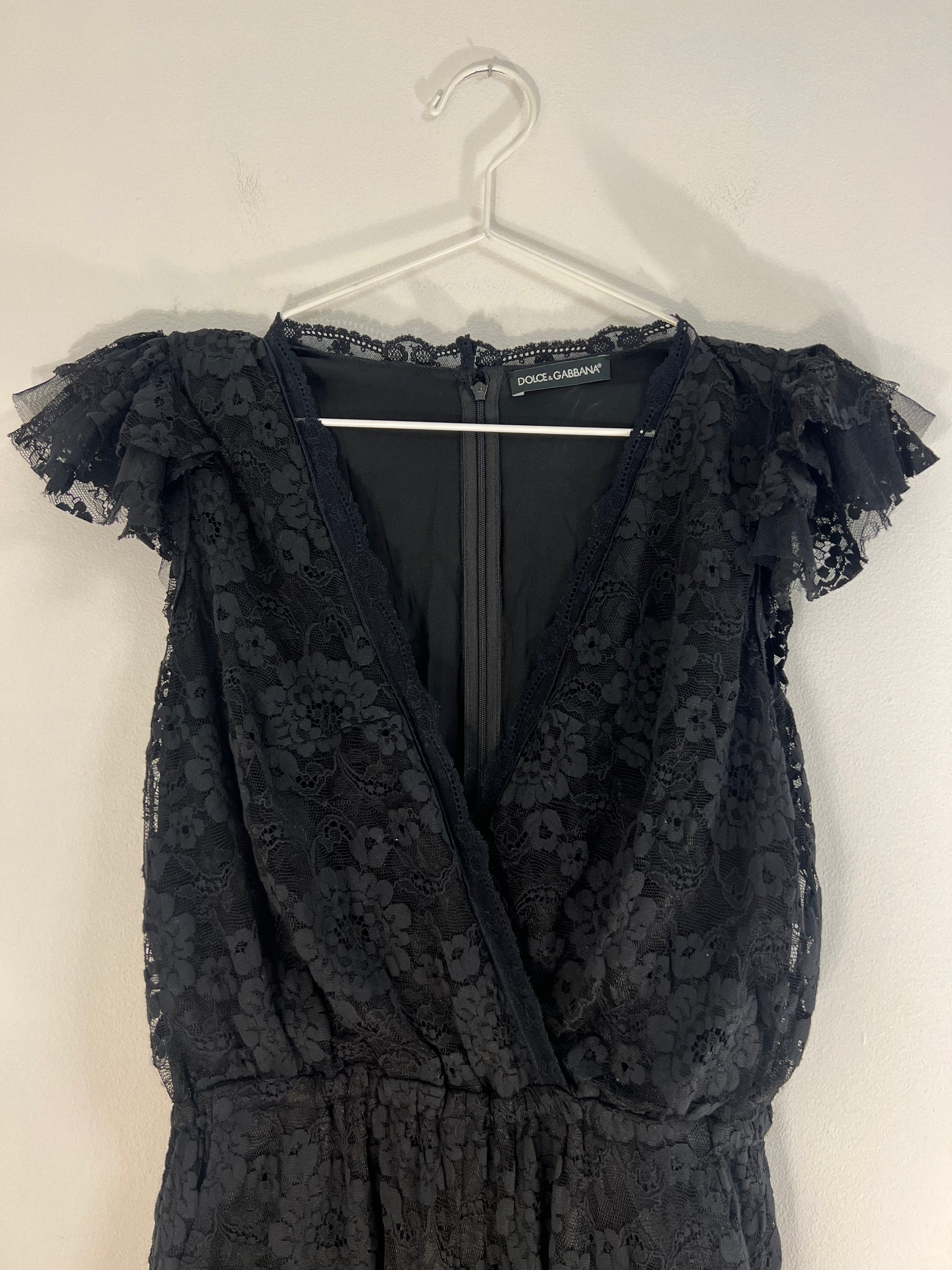 dolce-and-gabbana-lace-dress