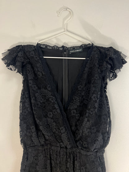 dolce-and-gabbana-lace-dress